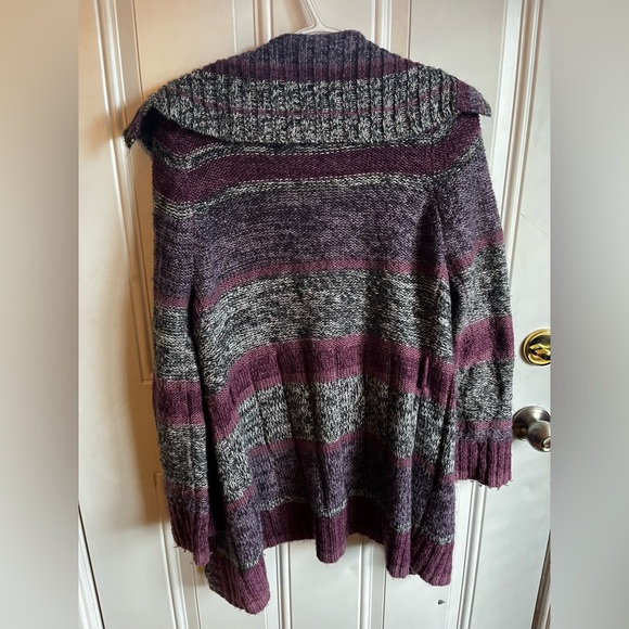 Digital Clothing | Purple Cardigan - Picture 4 of 5